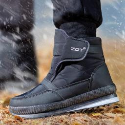 2024 inverno novo engrossado e quente casal grandes sapatos de algodão mais veludo casual tubo curto masculino e feminino tamanho grande botas não-ski - Image 1