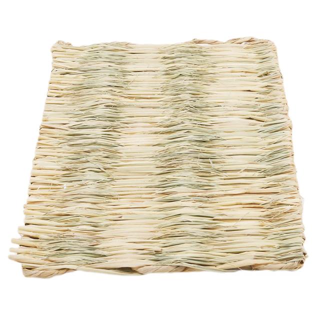 Tapete de Grama Natural para Pequenos Animais: Brinquedo Mastigável Seguro e Cama Confortável para Hamsters, Coelhos e Ouriços