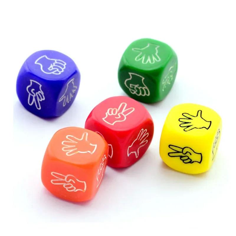 Design criativo Mora Dice, jogo de adivinhação de dedos, jogo de bar KTV, material de resina verde, 2x2 cm, 5 pcs por lote - Image 1