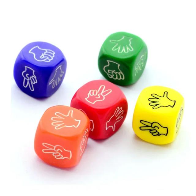 Mora Dice: Jogo de Adivinhação Criativo para Bar KTV em Resina Verde - 5 Peças de 2x2 cm
