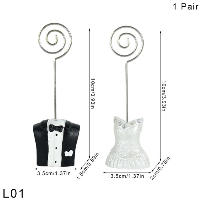 Suporte de Cartão Personalizado para Casamento: Mesa do Noivo e Noiva com Nome e Número de Assento