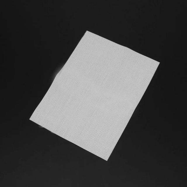 Tecido Aida para Bordado Ponto Cruz DIY em Plástico – Branco e Vermelho 14CT