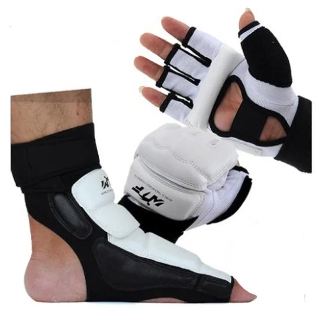 Conjunto Infantil de Luvas de Couro e Meias para Artes Marciais - Boxe e Karatê