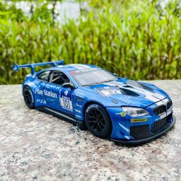 Modelo de carro de corrida para crianças, MSZ 1:24, BMW M6 GT3, puxão leve e sonoro, coleção para meninos - Image 4