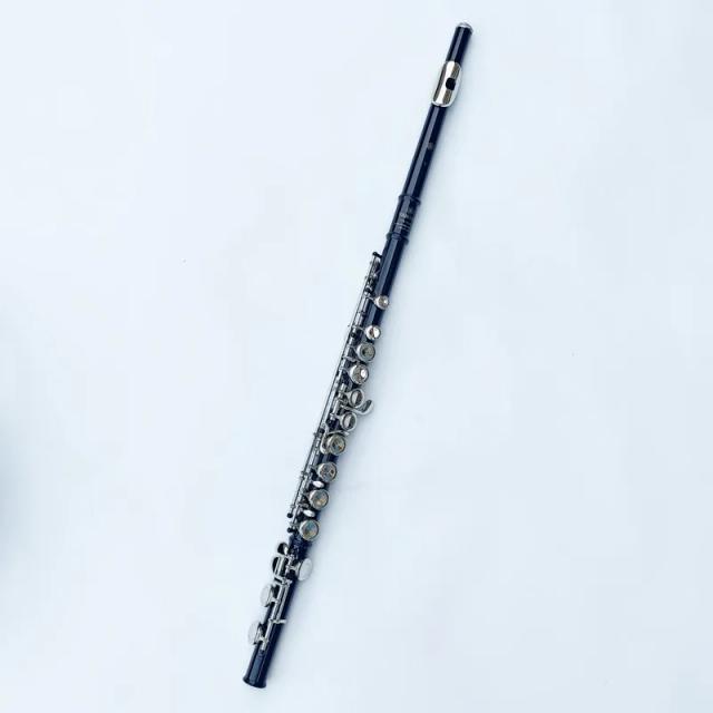 Flauta de Sopro Japão 212 Preta com 16 Buracos e Chave em C, Acompanha Caixa de Música e Acabamento Niquelado