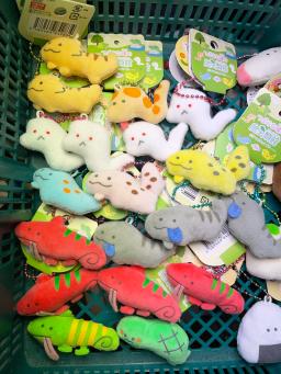 Grite brinquedos cápsula para crianças, casa de répteis de olhos redondos kawaii, mascote pequeno, bonecas de pelúcia recheado BC, chaveiro pingente, maio, pré-venda, 2023 - Image 3