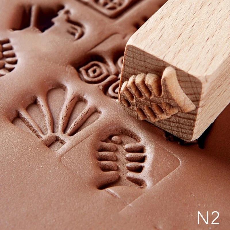 Ferramenta de cerâmica de madeira Emboss Stamps Blocos de impressão naturais Padrões mistos Carimbo de textura para argila do polímero Artesanato de cerâmica DIY - Image 1
