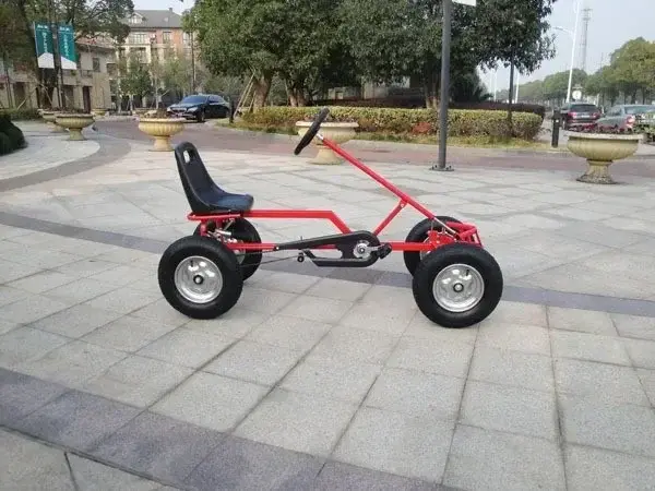 Kart de Pedal Infantil e Adulto 4 Rodas Quadrado para Diversão na Praia
