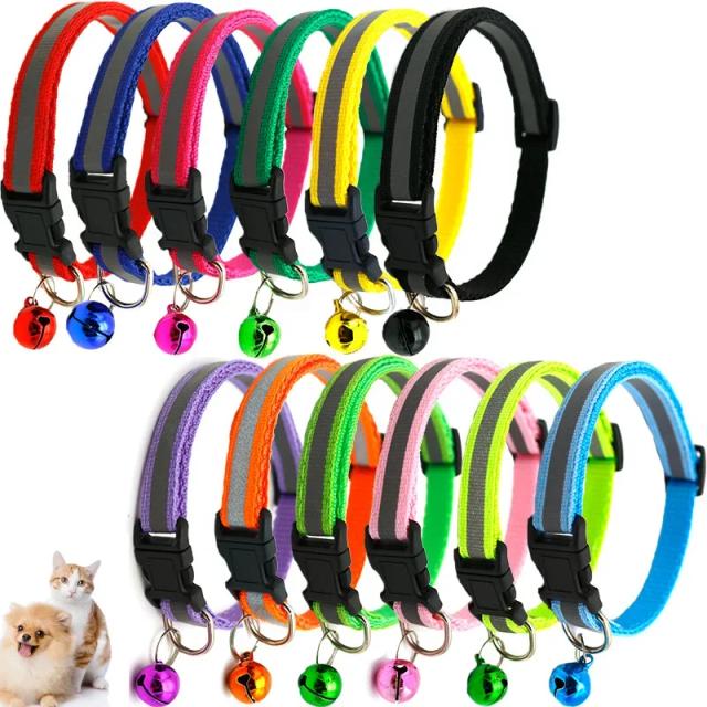 Coleiras Ajustáveis com Sino e Pingente para Cachorros e Gatos em Promoção Imperdível