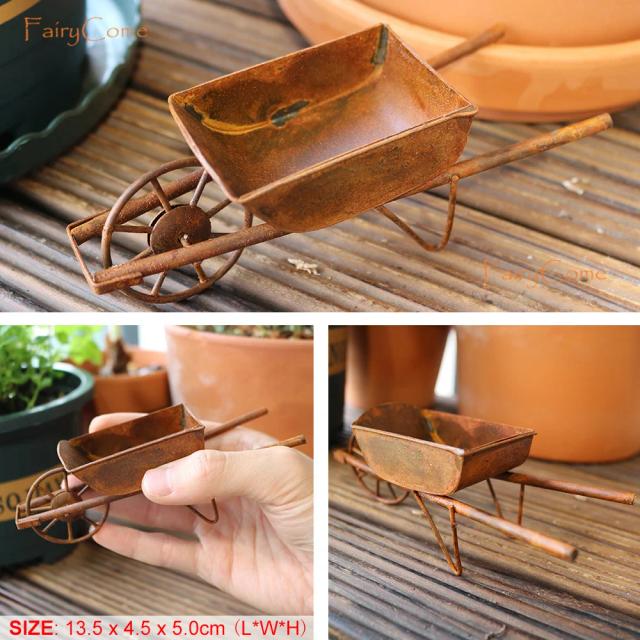 Mini Caixa de Correio de Esquilos em Resina e Metal Vintage para Decoração de Terrários e Casas de Bonecas