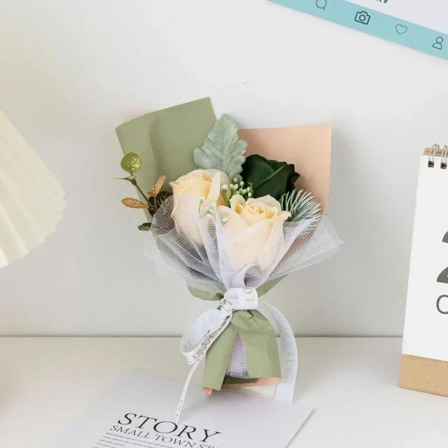 Mini Buquê de Flores Artificiais de Tulipas para Decoração e Presentes Artesanais, Ideal para Graduação e Dia do Professor