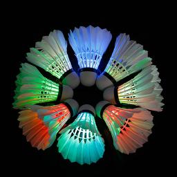 4/8 pçs badminton noite escura colorido iluminação led esporte badminton peteca passarinhos luz ao ar livre ponto shuttle cock - Image 4