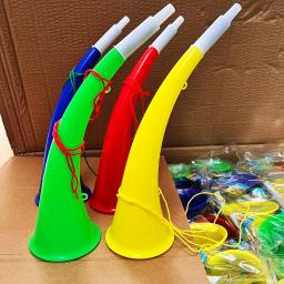 Plastic Handheld Air Cheering Chifre para Futebol, Party Theme Game, Cheerleading Props, Fãs da Copa do Mundo, 2pcs - Image 1
