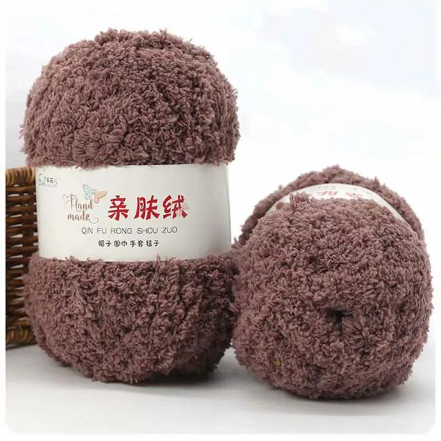 Fio de Chenille Coral Macio para Tricô e Crochê - Ideal para Suéteres e Bonecas, 50g por Pacote