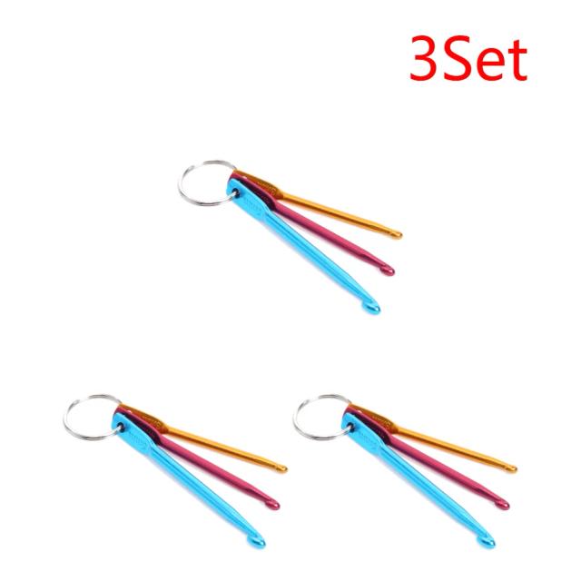 Mini Agulhas de Crochê Multicoloridas em Alumínio com Chaveiro - Conjunto DIY de Ferramentas para Artesanato, Tricô e Tecelagem com 5 Sets e 3 Peças