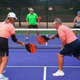 Conjunto de raquete de pickleball com 2 raquetes 4 bolas de madeira conjunto de raquete de pickleball com bola ao ar livre para combinação esportiva - Image 3