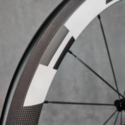 Rodas de Carbono 700C para Bicicleta de Estrada com Freio V, Profundidade de 50/60mm, Largura de 25mm, Acabamento Fosco Brilhante 3k, Cubo R13, 11-12 Velocidades, Logotipo Personalizado - Image 3