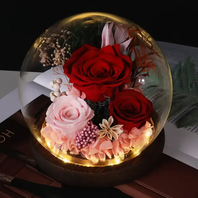 Eterna Rosa com Luz LED em Tampa de Vidro - Flor Preservada para Casamentos, Aniversários e Presentes Especiais