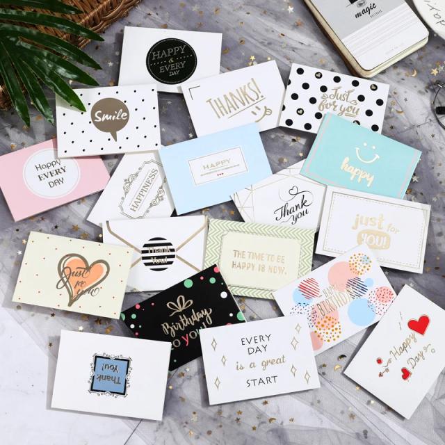 Kit de 18 Cartões de Convite para Festa de Aniversário em Branco com Envelope - Personalize sua Mensagem!