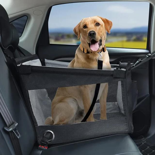 Assento de Carro Seguro e Portátil para Cães: Protetor Impermeável e Acessórios para Filhotes em Atividades ao Ar Livre