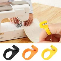Dedal Dedo Lâmina Plastic Needle Craft, Anel Thread Cutter, DIY Acessório Máquina de Costura Doméstica, Novo, 2Pcs, 5Pcs - Image 1