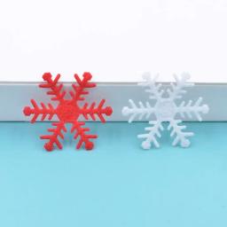 100 pçs 25mm tecido de feltro não tecido apliques de floco de neve para casamento/festa/decoração de natal árvore ornamento remendos acessórios diy - Image 1