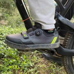 Avita sapatos de mountain bike zapatillas mtb sapatos pedal plano passeio livre downhill deslocamento estrada e duplo slalom sapatilha mtb sapato - Image 1