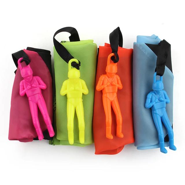 Mini Parachute Infantil - 4 Peças de Brincadeira ao Ar Livre para Pais e Filhos