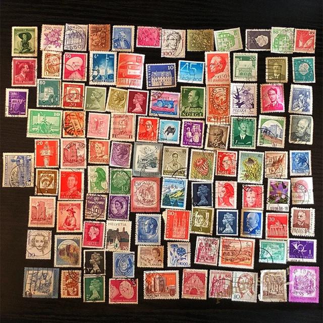 Selos Postais Diversificados do Mundo: Lote Misto Usado com Marcação Postal em Boa Condição para Colecionadores