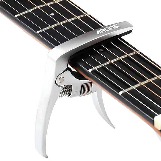 Capo Ajustável AROMA-AC-30 para Guitarra Acústica e Elétrica com Tensão de Pressão Ideal