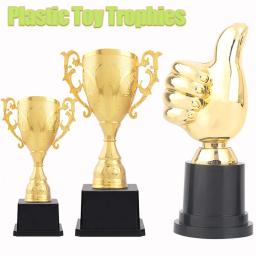 Mini plástico ouro recompensa troféu Copa, medalhas de futebol, prêmio, primeiros brinquedos educativos, futebol presentes para escola de jogo, 1pc - Image 1