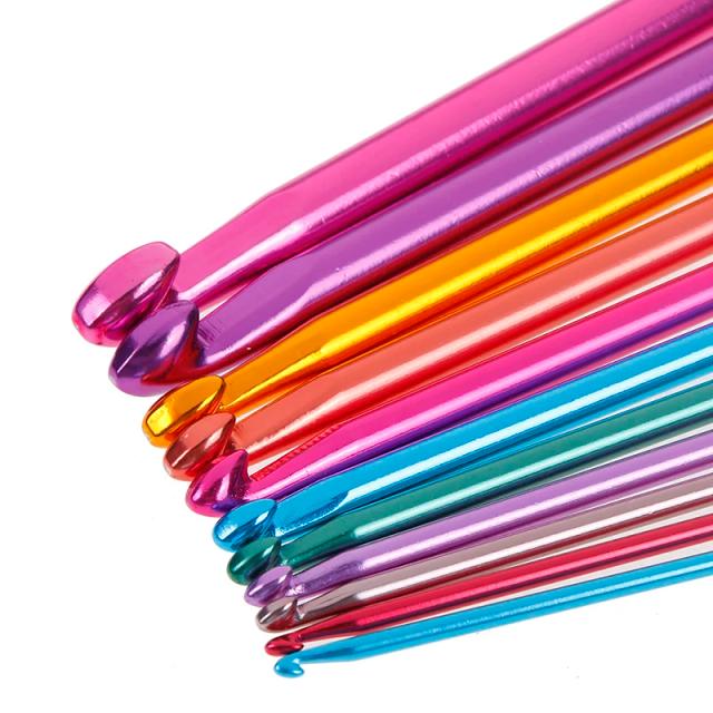Conjunto de 11 Ganchos de Crochê em Cores Sortidas para Tricô e Tunisiano em Alumínio