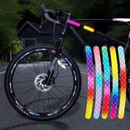 Adesivo reflexivo do arco-íris para rodas de bicicleta, Brilho noturno adesivo para carro, Motocicleta aviso adesivos, Segurança noturna, 20pcs por conjunto - Image 1