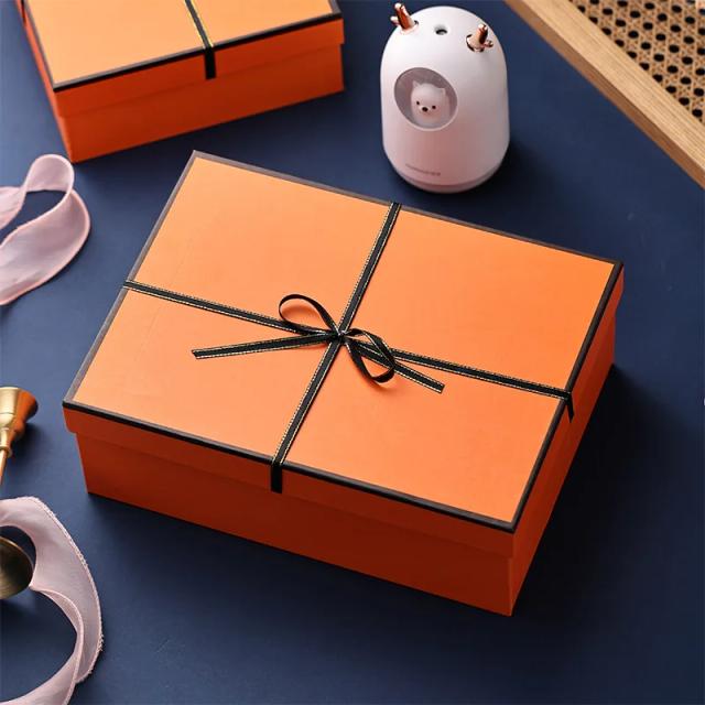 Caixa de Presente Elegante com Tampas em Laranja, Ideal para Presentes e Lembranças Luxuosas