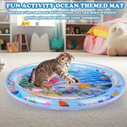 Esteira de Sensação de Água Gato com Peixe Flutuante, Brinquedo interativo do pontapé, Almofada de alívio do tédio para gatos interiores - Image 1