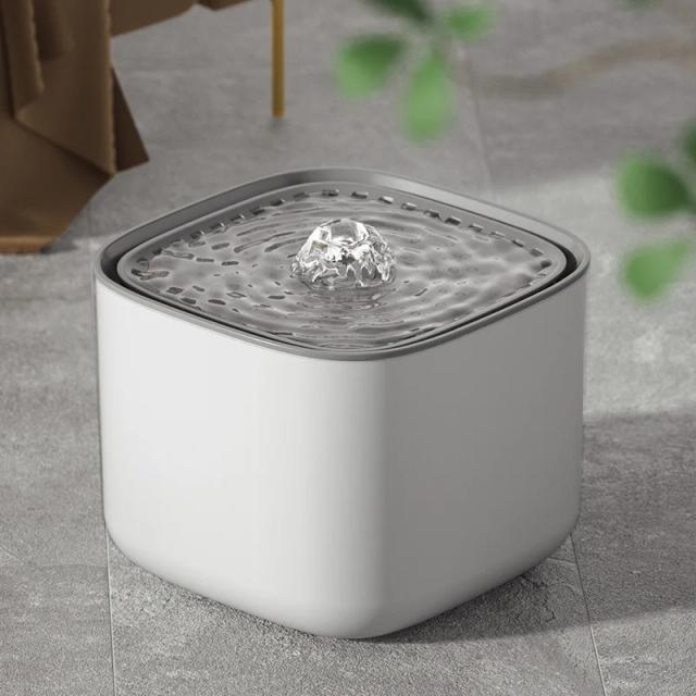 Bebedouro Automático 3L para Cães e Gatos - Fonte de Água com Dispenser para Animais de Estimação