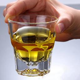 Garrafa estética com fundo grosso, Copos de vinho, Bebidas espirituosas, Canecas de cerveja, Tequila Spirit Glass, 145ml - Image 1