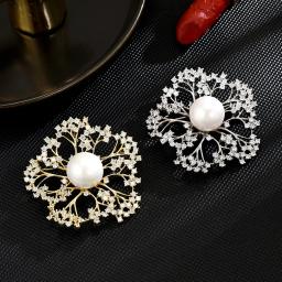 Broche Flor para Mulher, Alfinetes de Lapela, Acessórios de Jóias, Roupas, Presentes de Ano Novo, Alta Qualidade, Moda - Image 4