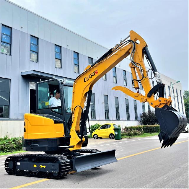 Mini Escavadeira Elétrica BMS JBD 3.5 Toneladas Hidráulica Alta Eficiência