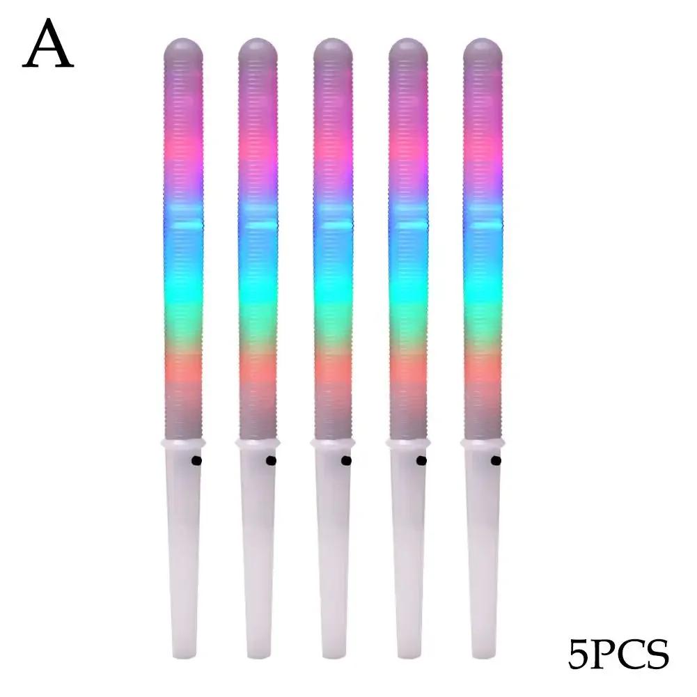 Bastões de luz LED brilhantes reutilizáveis, tubos intermitentes adereços, acender bastão colorido, bastão de festa, bastões de luz LED, A5s5, 5 pcs, 10pcs - Image 1