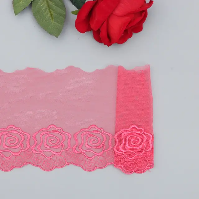 Bordado Floral em Tule com Guarnição de Laço Vermelho Melancia - Ideal para Artesanato DIY - 3 Jardas de 12cm com Frete Grátis