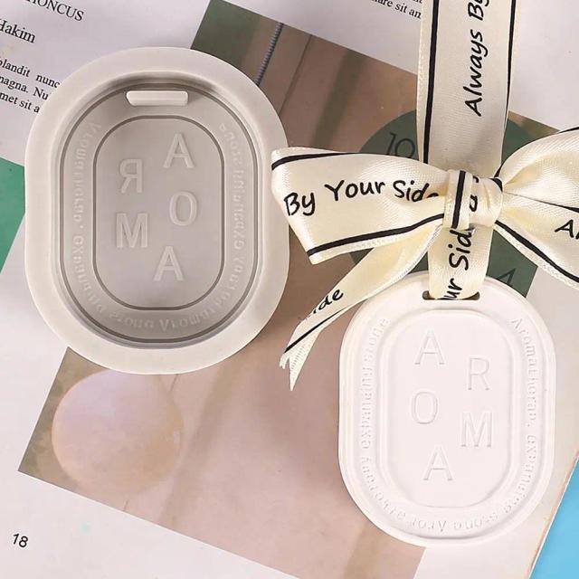 Moldes de Silicone DIY para Sabão, Perfumes e Velas: Crie Pingentes, Bombons e Cubos de Gelo com Estilo