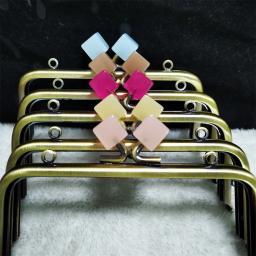 Bronze Metal Bolsa Quadro com Fecho Doce Parafuso, DIY Saco Peças Acessórios, Antique Brass Hanger Handle, Tamanho 13cm x 6cm, 1 Pc - Image 2
