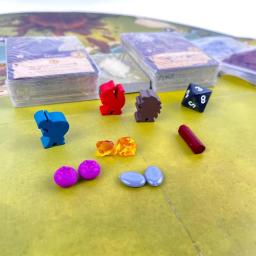 Jogo de tabuleiro de estratégia Everdell |   Desenho de cartas de construção da cidade da floresta |   Noite de jogo familiar |   1-4 jogadores - Image 4