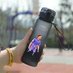 Esportes ao ar livre portáteis Flip Cover Beber Garrafa, Futebol Futebol Estrela Copa da água, Lionel Messi Neymar Coffee Cup, presente das crianças, 560ml - Image 3