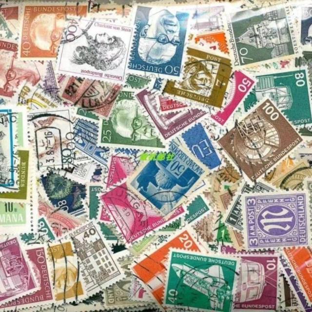 Coleção Exclusiva de Selos Postais Mundiais com Post Mark - Conjunto de Lembranças Único e Irrepetível de Selos Antigos