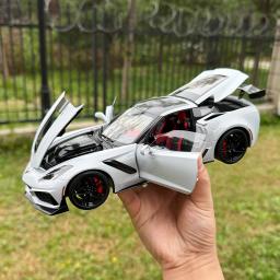 AUTOART-Car Model Static Display Birthday Gifts for Friends, Chevrolet Corvette C7 ZR1, 1:18 - Image 5
