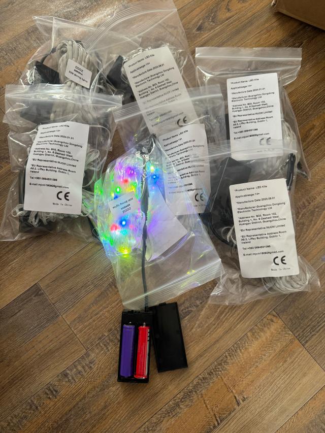 Luzes de LED em String Grande para Decoração Triangular e Kite Inflável Delta com Controle de Velocidade e Cores - 5m e 10m