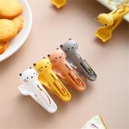 Prendedores de roupa plásticos à prova de vento, prendedores de roupa, clipes multifuncionais de toalha de praia, meias fofas, gatos criativos, 12pcs - Image 5