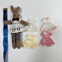 Mini boneca artesanal de lã de crochê artesanal Roupas de lã pequenas Decoração de boneca de tricô DIY Hand Hook Acessórios de vestuário fofos - Image 6